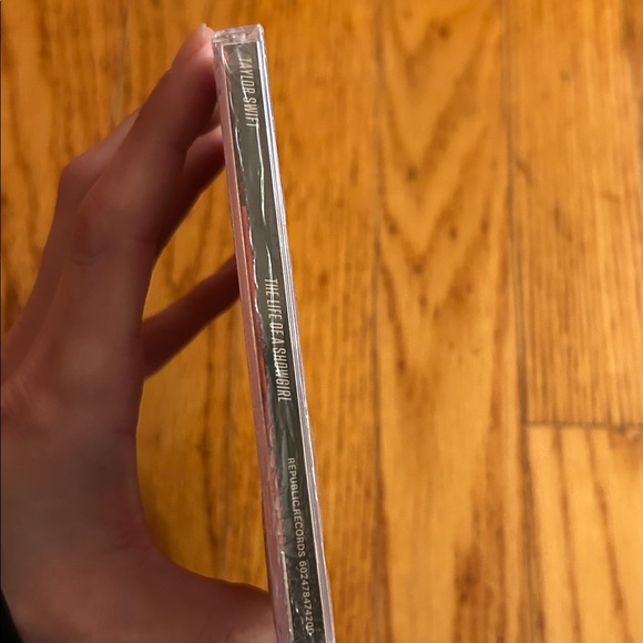 Taylor Swift The Life of a Showgirl CD “it’s Rapturous” special Edition - Picture 3 of 3